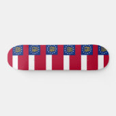 Skateboard avec drapeau de la Géorgie (Horz)