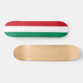 Skateboard avec drapeau de la Hongrie (Horz)