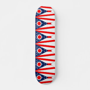 Skateboard avec drapeau de l'Ohio
