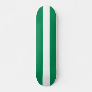 Skateboard avec drapeau du Nigeria