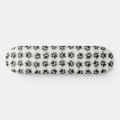 Skateboard Balles noires, Paws de chien, Paws de chat, Plan (Horz)