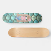 Skateboard Bébé Sirène Sur Des Écailles De Sirène (Horz)