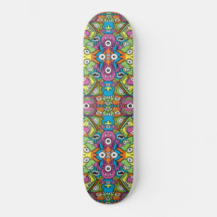 Skateboard Bestioles souriantes impeccables dans un design mo
