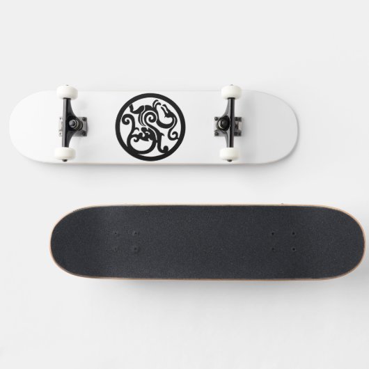 Skateboard Black and White Dragon (Horz)