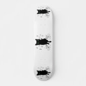 Skateboard Black Cat Surrounded by Whispering Notes of Music (Devant)