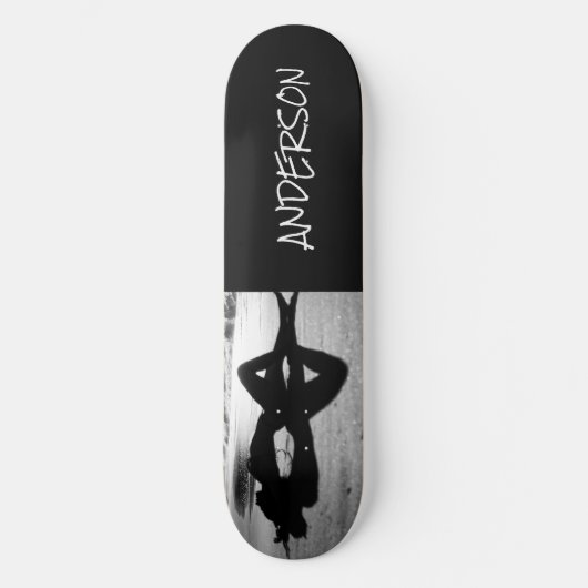 Skateboard Black Lady sur la plage (Recto)