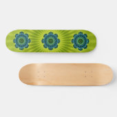 Skateboard bleu vert mandala | fleur vert clair (Horz)