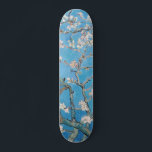 Skateboard Bleu Vincent van Gogh Art Peinture<br><div class="desc">Vincent van Gogh (Néerlandais, 1853 - 1890) Almond Blossom, 1890, Huile sur toile Non encadré : 73, 3 cm x 92, 4 cm Vincent van Gogh peint cette vie morte de fleurs d'amandiers contre un ciel bleu pour son neveu nouveau-né qui a été nommé d'après lui. L'amandier est un symbole...</div>