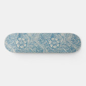 Skateboard Blue Marigolds (par William Morris) (Horz)