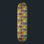 Skateboard Boîtes de soda<br><div class="desc">Cette planche à roulettes éclate avec les boîtes colorées de soda dans une série de saveurs,  comme la chaux,  bière de racine,  orange,  et plus.  Cool !</div>
