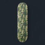Skateboard Camouflage Chats Motif Armée Green Kitty Chats Cam<br><div class="desc">Amoureux des chats Skateboard. Motif camouflage vert avec chats et chatons mignons,  drôles et cool. Visitez le Doodle World de Jenn pour encore plus de produits avec ce design original de chats,  ainsi que plus de cadeaux thématiques pour animaux de compagnie.</div>