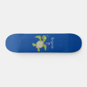 Skateboard Caricature joyeuse de tortue de mer verte mignonne (Horz)