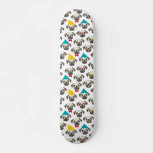 Skateboard Carlin - chien mignon à Noël