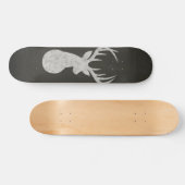 Skateboard Cerfs communs avec le dessin de craie (Horz)