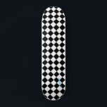 Skateboard Chauffeurs et chevalets et noms et textes en diama<br><div class="desc">Dégagez avec ce tableau d'impression en noir et blanc diamant.  Complétez votre nom ou votre texte dans vos choix de couleurs rouge,  bleu,  rose,  jaune et violet.</div>
