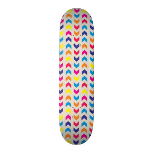 Skateboard Chevron aztèque coloré