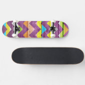 Skateboard Chevron en bois abstrait coloré #4 (Horz)