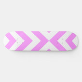 Skateboard Chevrons roses et blancs (Horz)
