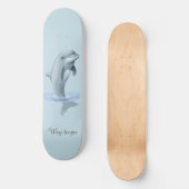 Skateboard Chic dauphin moderne et écriture sur fond bleu cla (Recto)