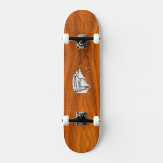 Skateboard Chromes Silver like Sailboat on Teak Veneer (Recto)