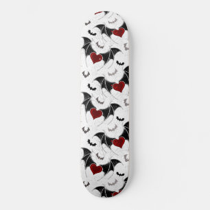 Skateboard Coeur d'Halloween avec ailes de chauve-souris noir