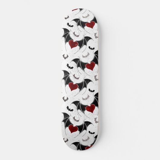 Skateboard Coeur d'Halloween avec ailes de chauve-souris noir (Recto)