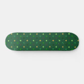 Skateboard Coeurs de Polka sur vert de forêt (Horz)