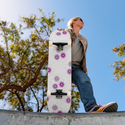 SKATEBOARD CONCEPTION DE FLEURS (Extérieur 1)