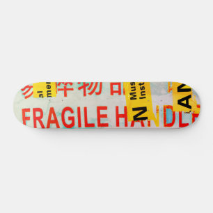 Skateboard COOL Torn FRAGILE Marquage avec caractères chinois
