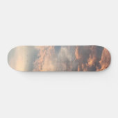 Skateboard coucher de soleil d'été bleu ciel, rose poussiéreu (Horz)