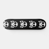 Skateboard crâne effrayant sur fond noir (Horz)