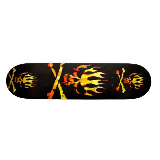 Skateboard crâne triple de flamme