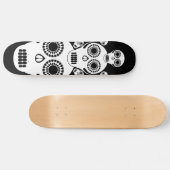 Skateboard Crânes blancs Noirs (Horz)