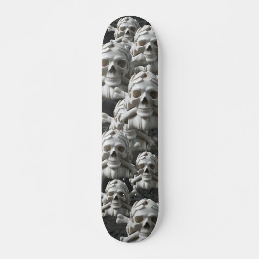 Skateboard Crânes et planche à roulettes blancs noirs de (Devant)