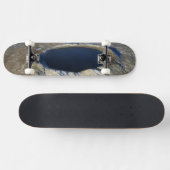 Skateboard Cratère aérienne Pingualuit, Québec, Canada. (Horz)