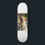 Skateboard Créez votre propre photo de chien animal de compag<br><div class="desc">Créez votre propre skateboard photo de chien. Ajoutez facilement une photo de votre chien pour faire un cadeau d'anniversaire amusant ou un cadeau de Noël pour vos enfants.</div>