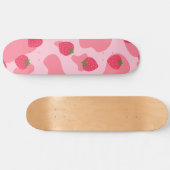 Skateboard Cute Kawaii Motif de la vache fraise (Horz)