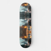 Skateboard Cyberpunk Skyscrapper City Cars (Recto)
