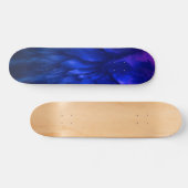 Skateboard Des ailes mystiques aux plumes bleues profondes (Horz)