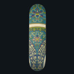 Skateboard Designs orientaux bleus avec facettes souriantes<br><div class="desc">De magnifiques motifs bleus orientaux et imprimés floraux composent cette pièce extraordinaire. Des visages souriants vous regardent depuis les dessins. Achetez une copie aujourd'hui !</div>