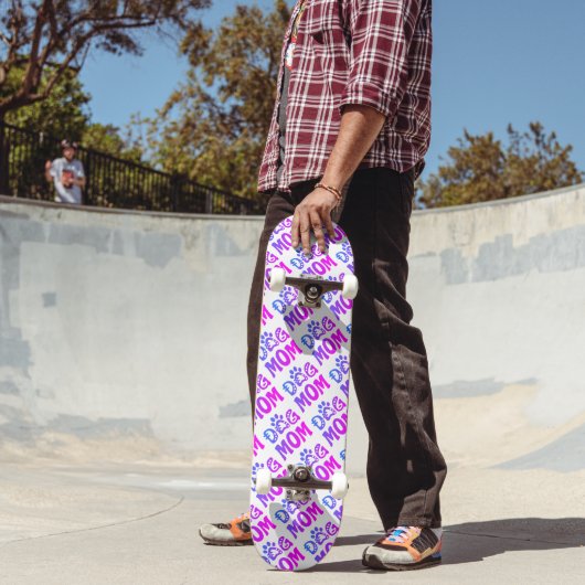 Skateboard Dog (Extérieur 2)