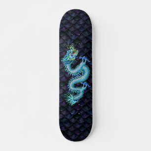 Skateboard Dragon Bleu à l'échelle des dragons