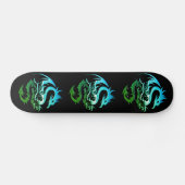 Skateboard Dragon métallique vert (Horz)