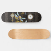Skateboard Dragonflies de Steampunk sur arrière - plan rayé b (Horz)