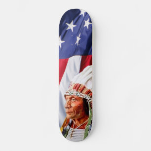 Skateboard Drapeau américain avec planche à roulettes assise