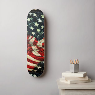 Skateboard Drapeau américain-Camouflage par Shirley Taylor