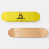 Skateboard Drapeau de gadsden (Ne pas me filer) (Drapeau de s (Horz)