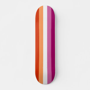 Skateboard Drapeau de la fierté lesbienne