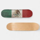 Skateboard Drapeau du Mexique sur le vieux grain en bois (Horz)