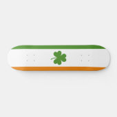 Skateboard Drapeau irlandais de la Saint Patrick avec Shamroc (Horz)